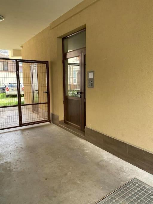 Stylish Apartment Near City Center Plovdiv Luaran gambar